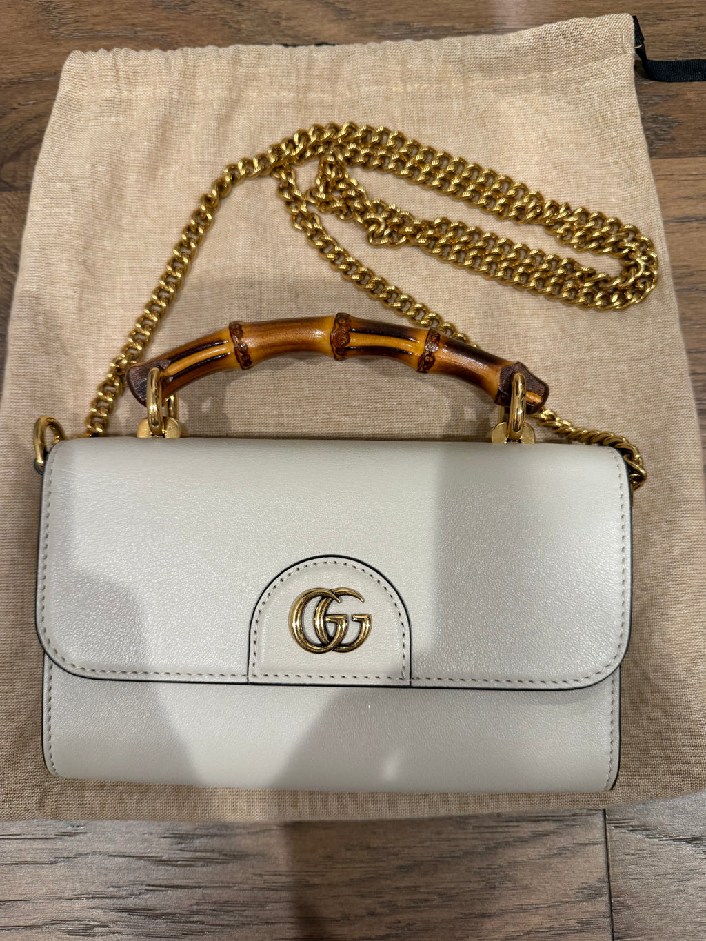Gucci Diana Mini Cream Bag