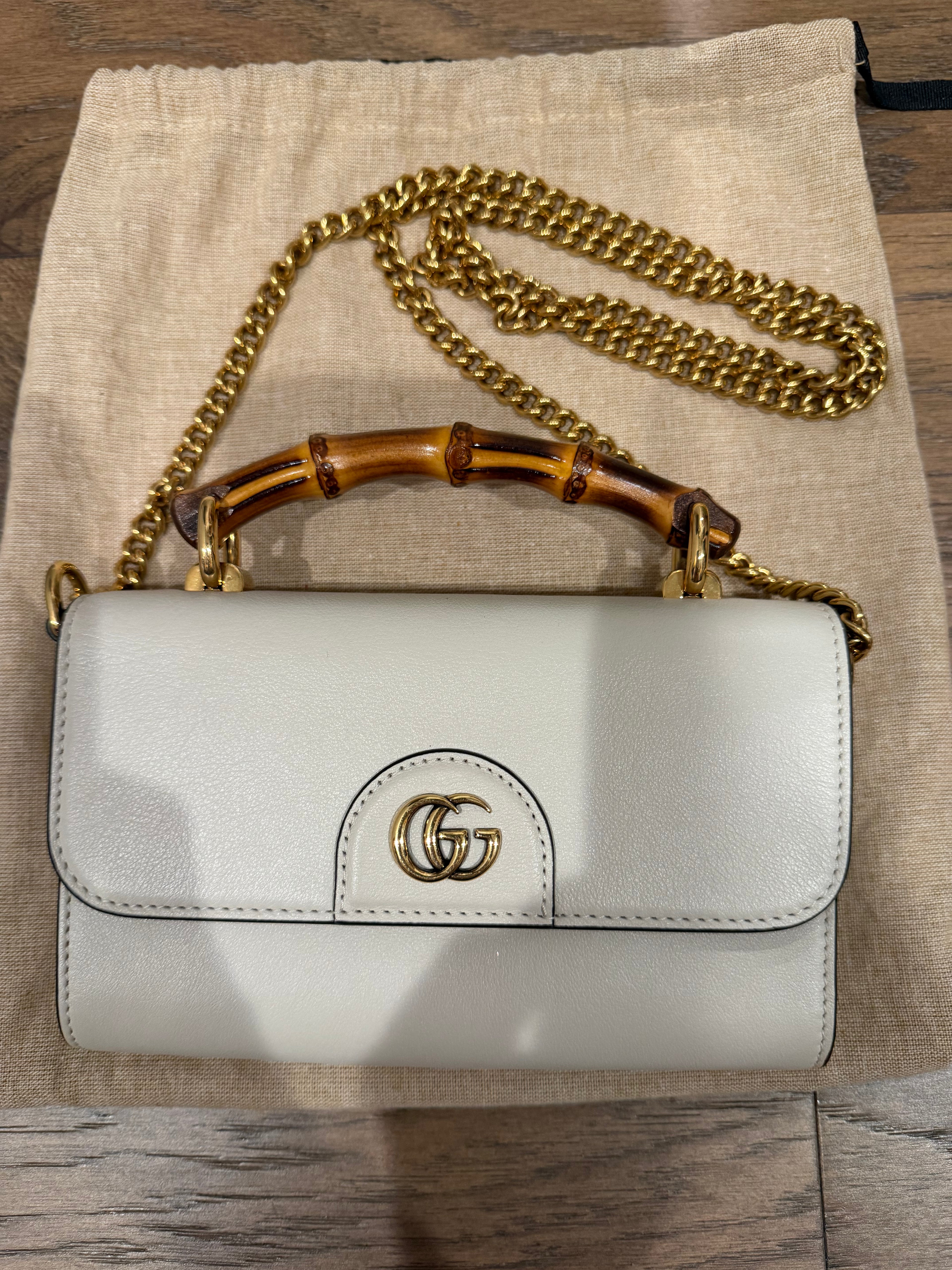 Gucci Diana Mini Cream Bag