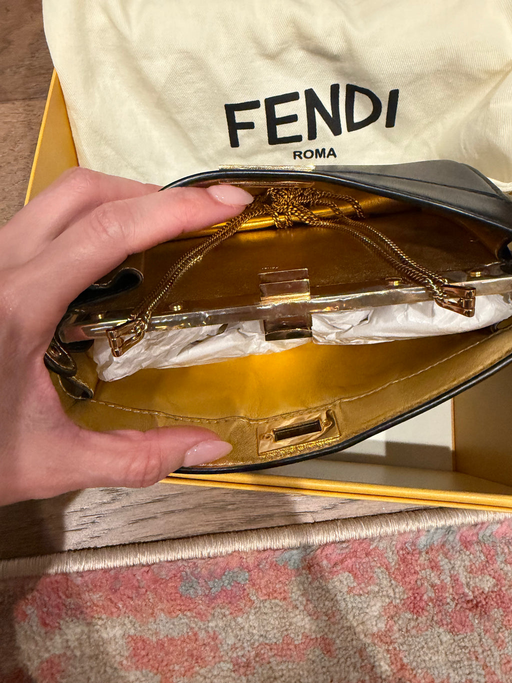 Fendi Peekaboo IseeU